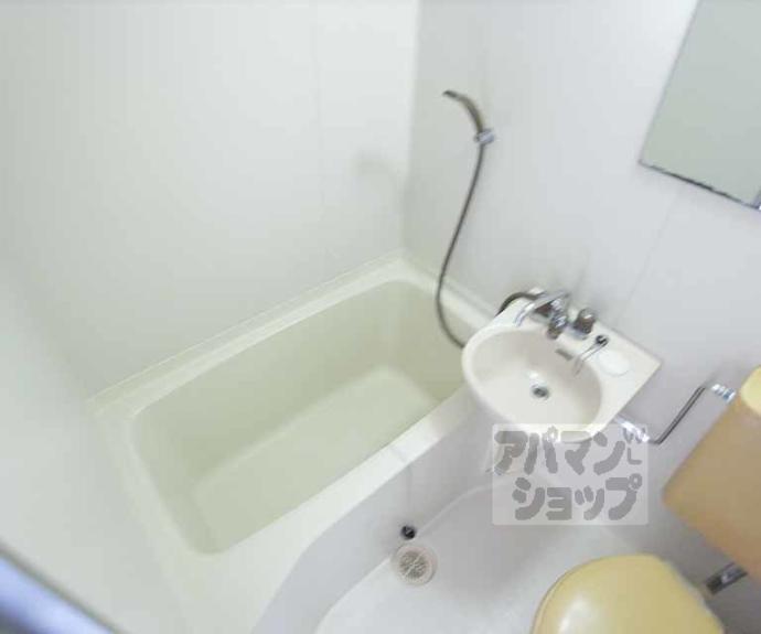 【バドワール墨染】間取