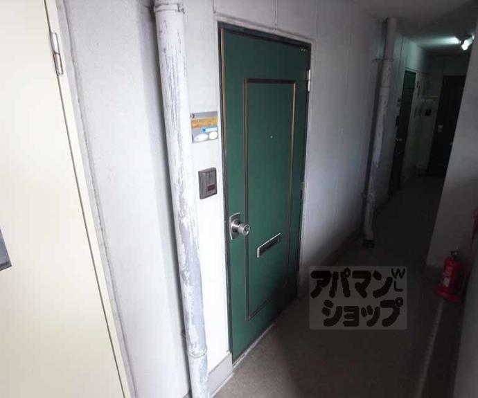 【バドワール墨染】間取