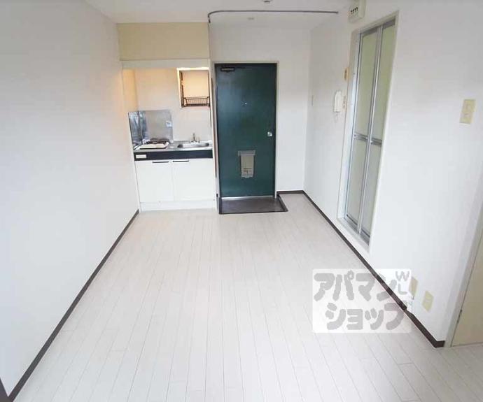 【バドワール墨染】間取