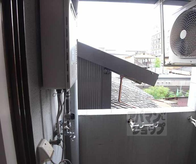 【バドワール墨染】間取