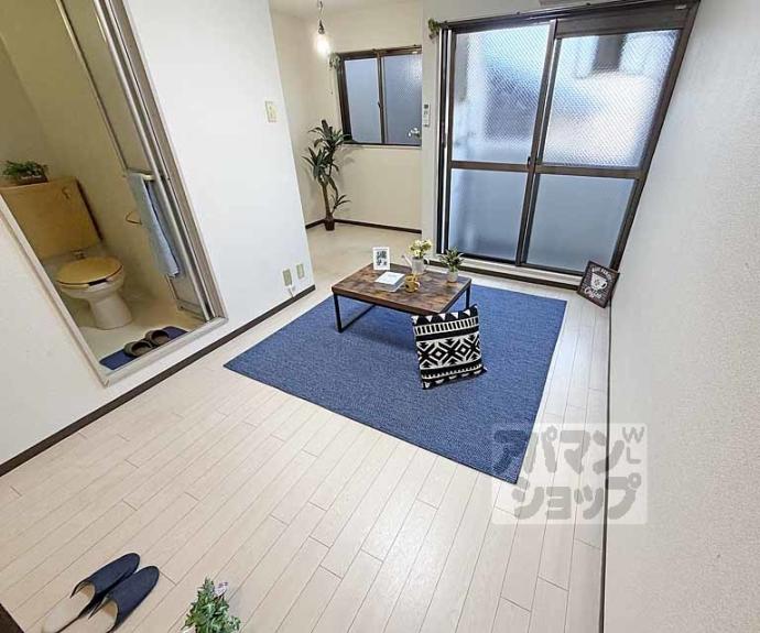 【バドワール墨染】間取