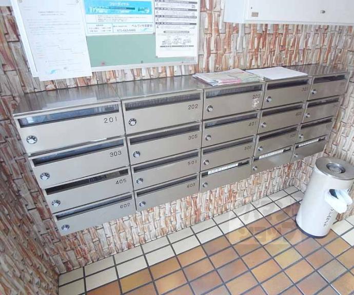 【メゾン・ＭＵＫＡＩＤＥ】間取