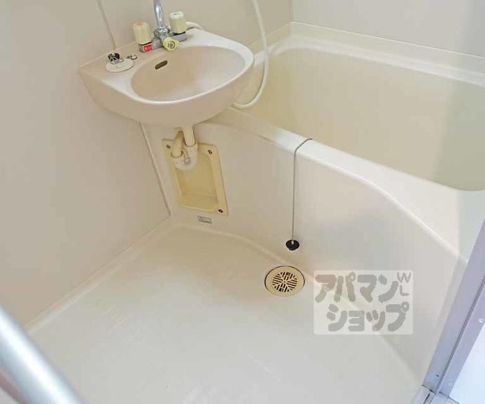 【ＰＡＲＴＩＲ（パルティール）】間取