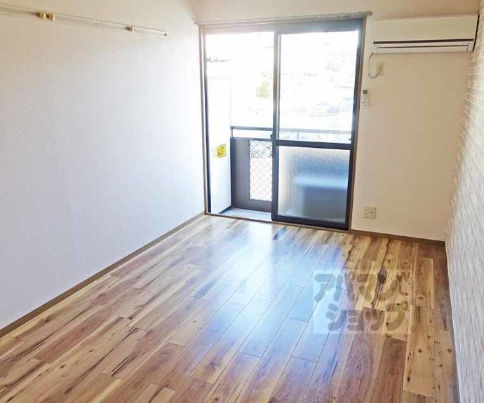 【ＰＡＲＴＩＲ（パルティール）】間取