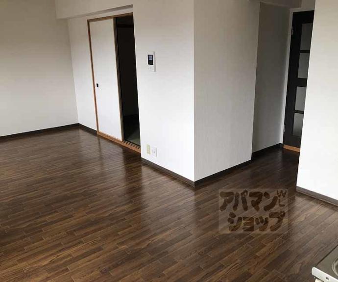 【アーバニティー桂】間取