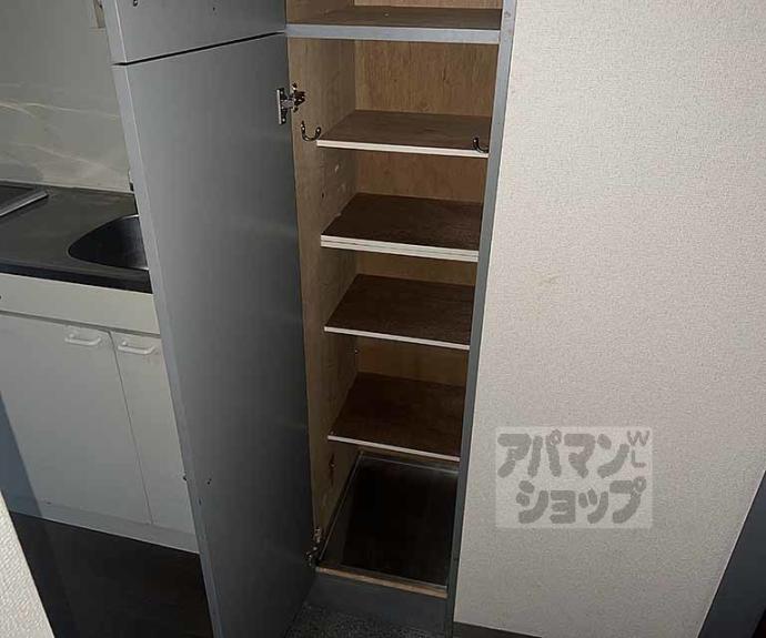 【サンクスパレ南巽】間取