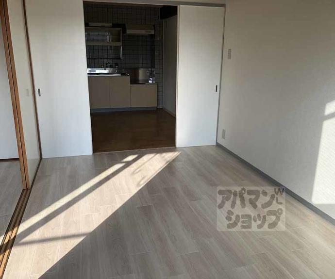 【ヴィラ・アール・ヌーボー】間取