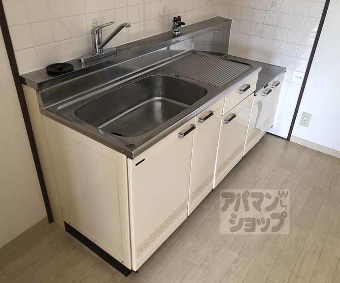 【ヴェルデ三番館】間取