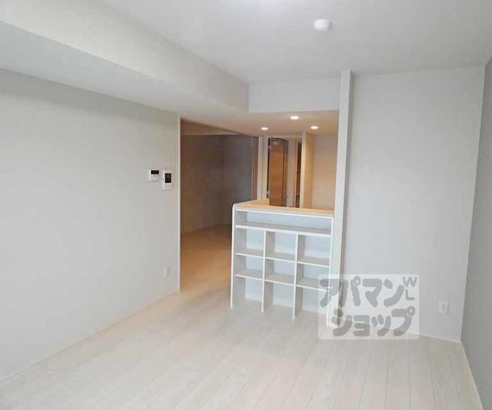 【ＴＨＥ　ＲＥＳＩＤＥＮＣＥ　北白川】間取