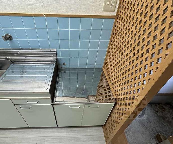【西ノ京御輿岡町２０－１６貸家】間取