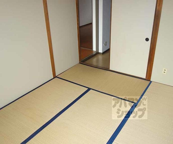 【エバーグリーン嵐山】間取