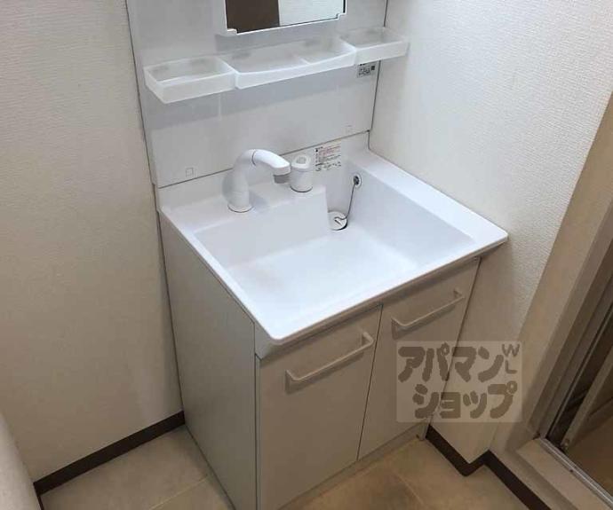 【メイプルリーフ桂】間取