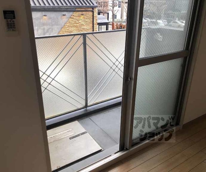 【メイプルリーフ桂】間取