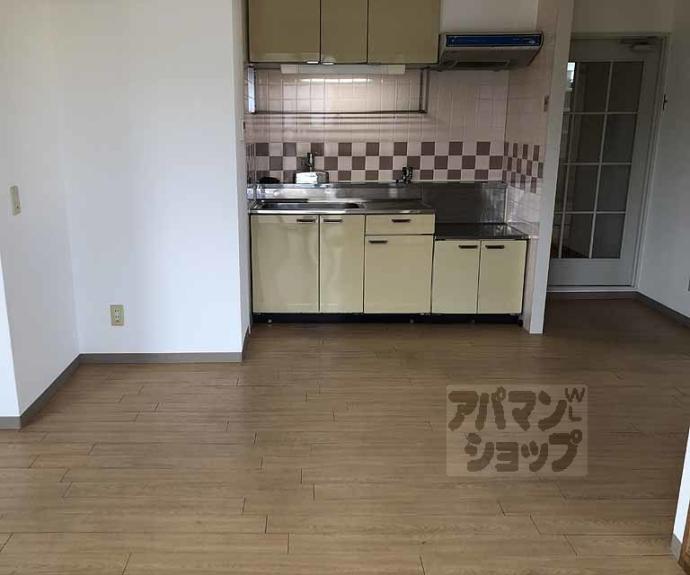 【メイプルリーフ桂】間取