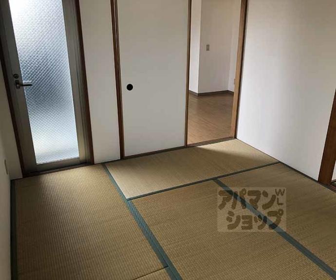 【メイプルリーフ桂】間取