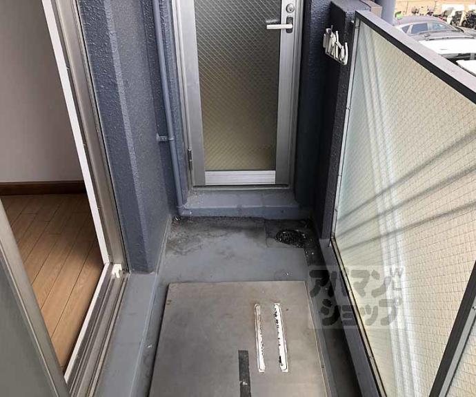 【メイプルリーフ桂】間取