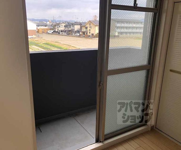 【メイプルリーフ桂】間取