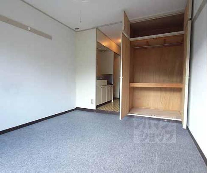 【エントピア嵯峨】間取