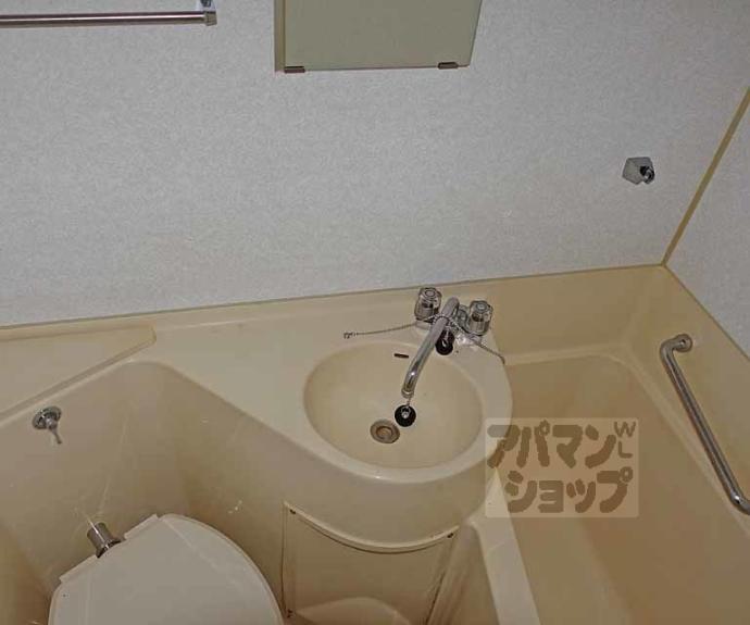 【エントピア嵯峨】間取