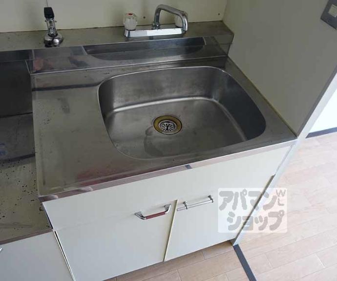 【エントピア嵯峨】間取