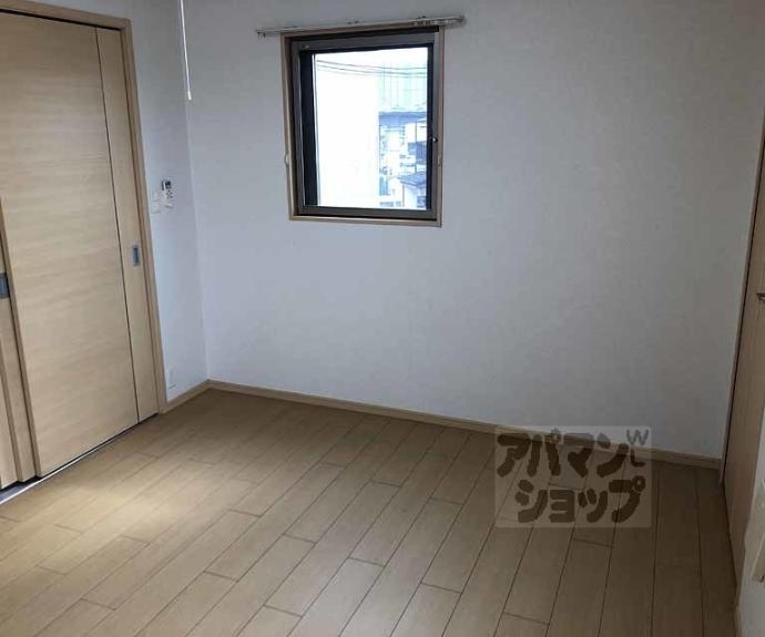 【ヴィラ　フォンテーヌ　桂川】間取