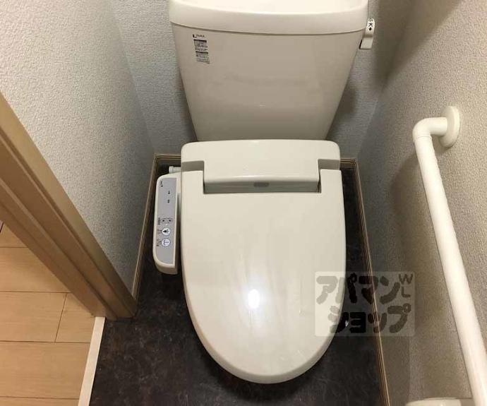 【ヴィラ　フォンテーヌ　桂川】間取