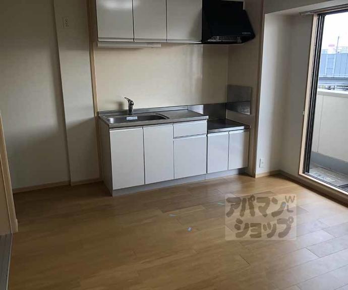 【ヴィラ　フォンテーヌ　桂川】間取