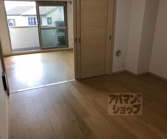 【ヴィラ　フォンテーヌ　桂川】間取