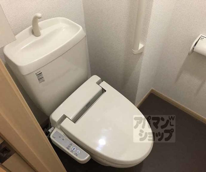 【ヴィラ　フォンテーヌ　桂川】間取