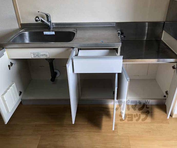 【ヴィラ　フォンテーヌ　桂川】間取