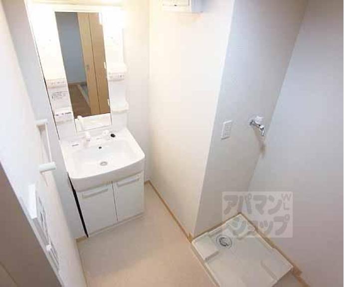 【ヴィラ　フォンテーヌ　桂川】間取