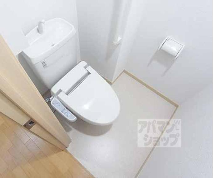 【ヴィラ　フォンテーヌ　桂川】間取