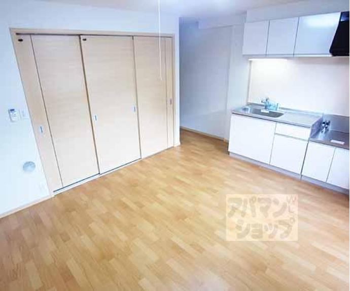 【ヴィラ　フォンテーヌ　桂川】間取