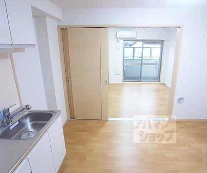 【ヴィラ　フォンテーヌ　桂川】間取