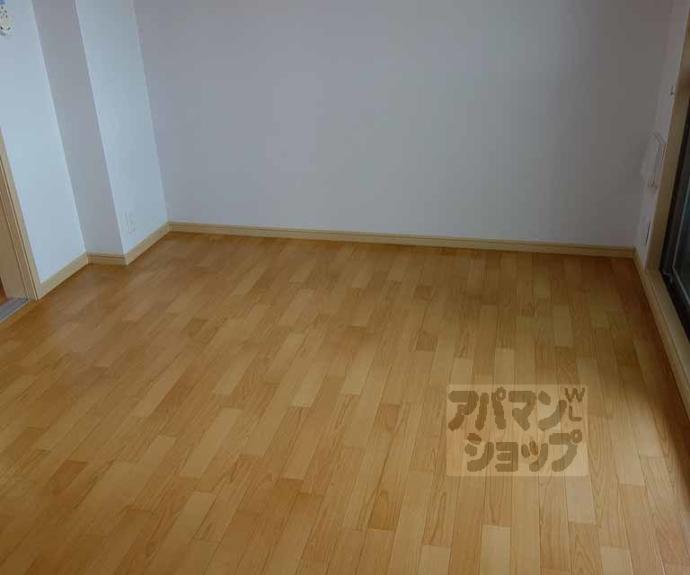 【ヴィラ　フォンテーヌ　桂川】間取