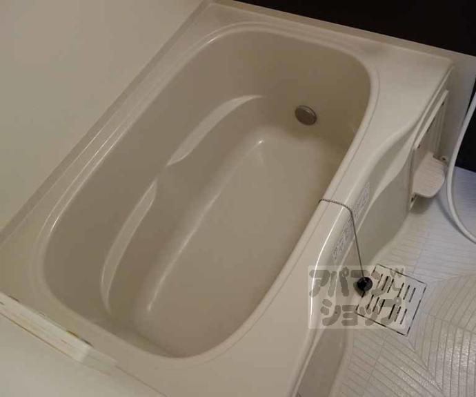 【ヴィラ　フォンテーヌ　桂川】間取