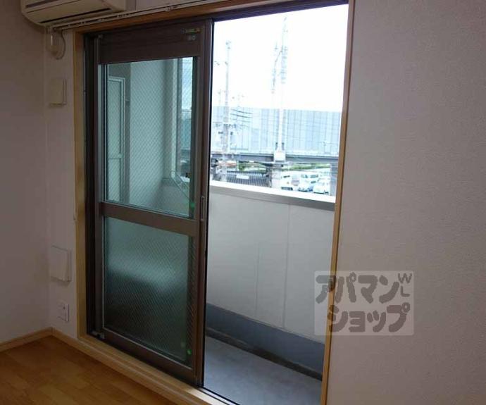 【ヴィラ　フォンテーヌ　桂川】間取