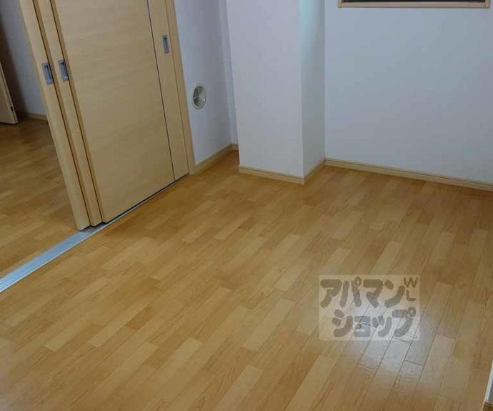 【ヴィラ　フォンテーヌ　桂川】間取