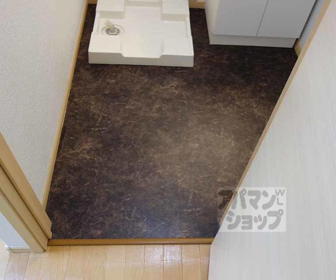 【ヴィラ　フォンテーヌ　桂川】間取