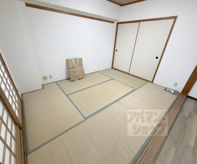 【グランド・ムール伏見桃山】間取
