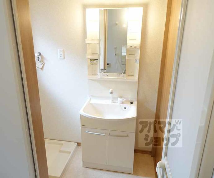 【山越ＦＬＯＲＡ　ＧＡＲＤＥＮ】間取