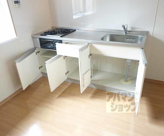 【山越ＦＬＯＲＡ　ＧＡＲＤＥＮ】間取