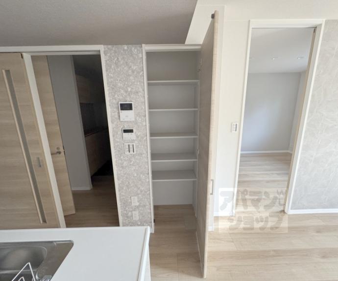 【シャーメゾン　アオハウオリ】間取