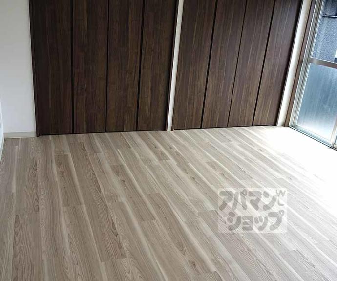 【ラ・ティーダ上桂】間取