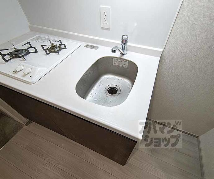 【ブランシエスタ西京極】間取