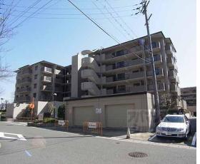 サンシティ桂坂ロイヤル参番館：間取図