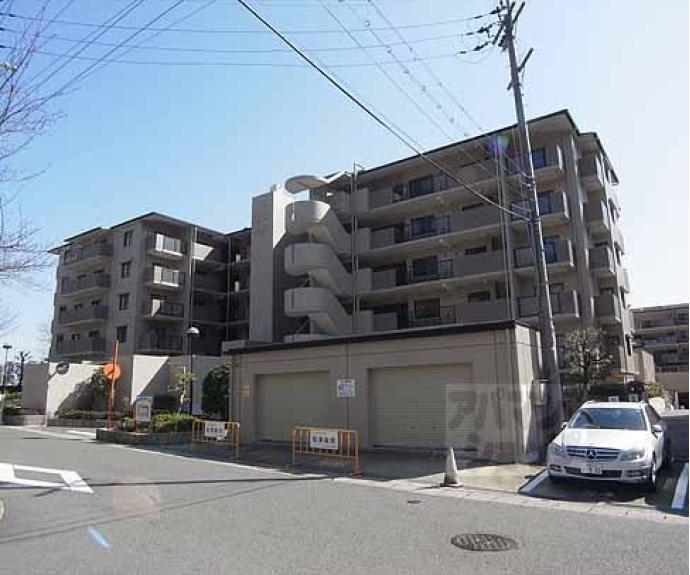 【サンシティ桂坂ロイヤル参番館】間取