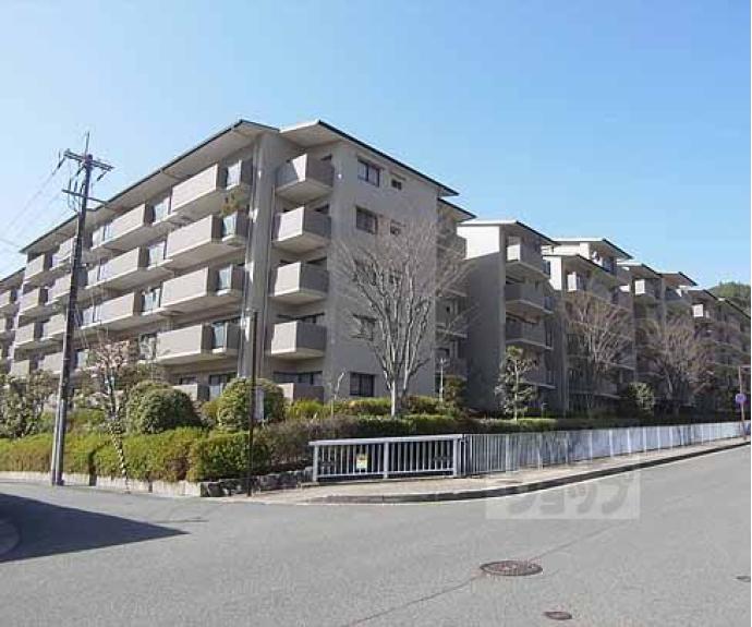 【サンシティ桂坂ロイヤル参番館】間取