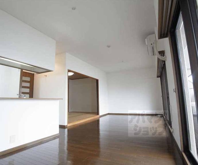 【サンシティ桂坂ロイヤル参番館】間取