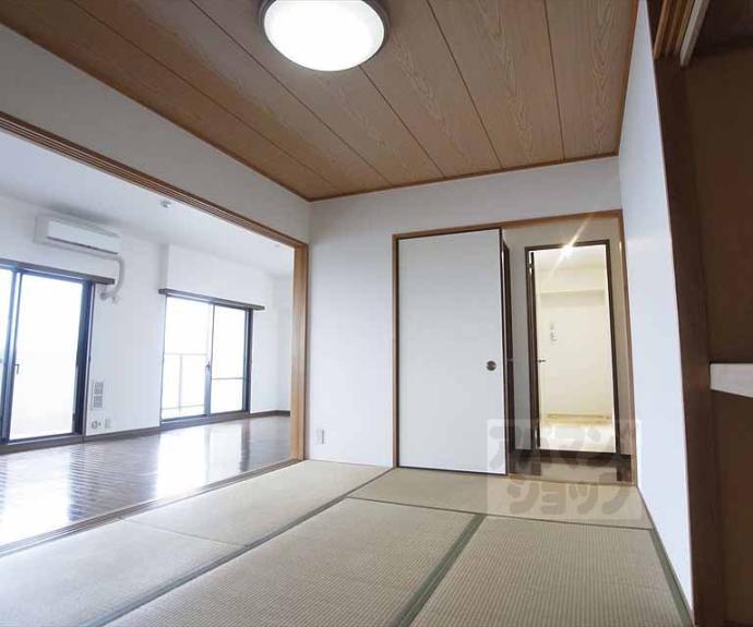【サンシティ桂坂ロイヤル参番館】間取